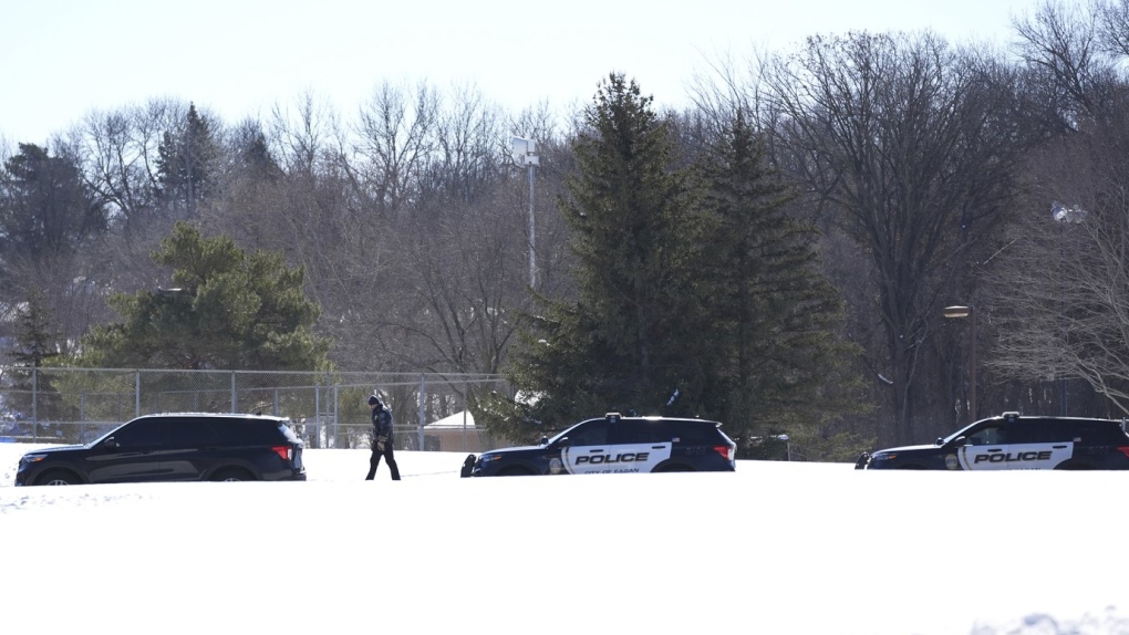 2 officers, 1 first responder killed at Minnesota domestic call [Video]