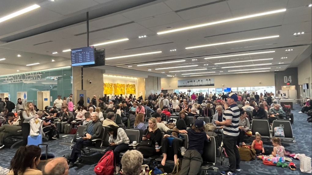 Toronto-bound Air Canada flight at Fort Lauderdale sees 10 delays, 1 cancelled flight [Video]