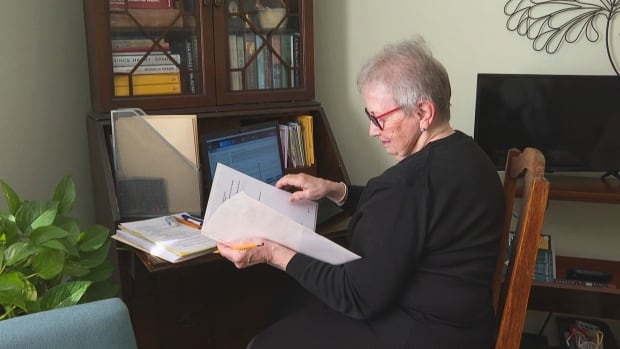 CRA volunteers on P.E.I. make filing returns less taxing for those who dread it [Video]