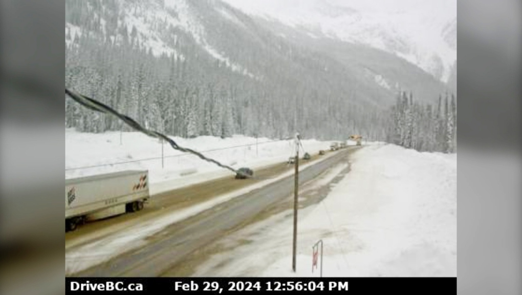 Trans-Canada Highway reopens between Revelstoke and Golden, B.C. [Video]