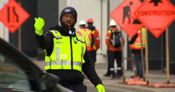Traffic agents cost Toronto thousands every week. Why does the city need them? – Toronto [Video]