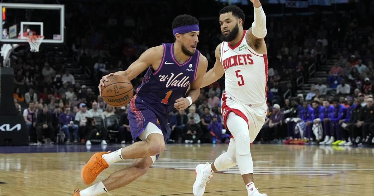 Devin Booker scores 35 points, Kevin Durant adds 24 to help the Suns beat the Rockets, 110-105 [Video]