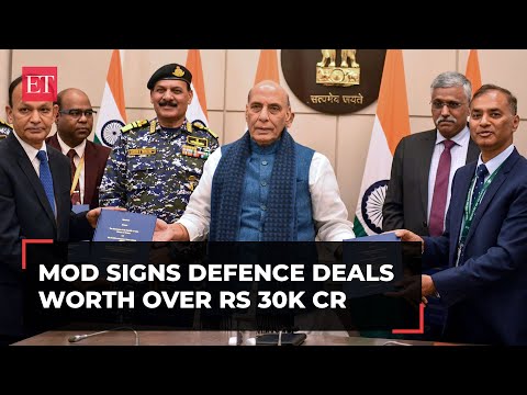 Big boost for ‘Aatmanirbhar Bharat’, MoD signs 5 major defence contracts worth over Rs 30K cr [Video]