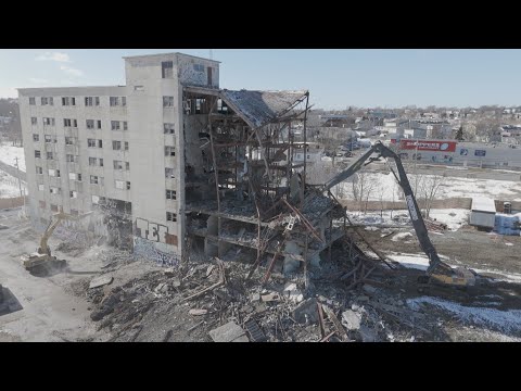 Skyline shift: Grace Hospital demolition brings end to an eyesore [Video]