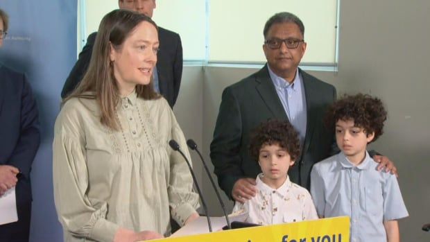 Mom says new cancer treatment, now offered in B.C., saved son’s life [Video]