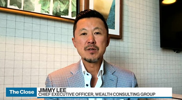 Many investors missed the bull market by hiding in cash: Jimmy Lee – Video