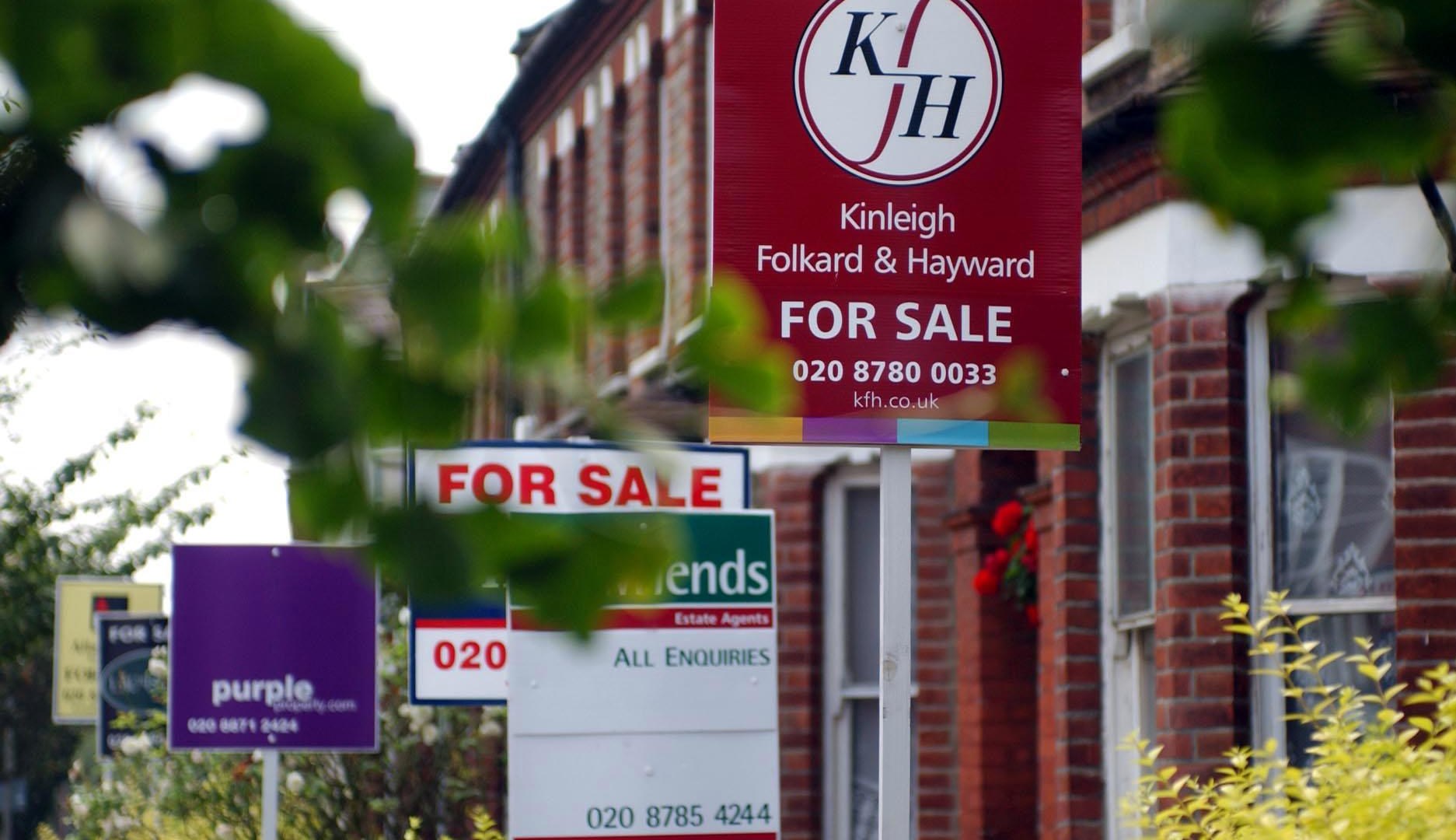 UK’s biggest mortgage lender makes ‘outrageous’ change to rules for borrowers – and it could increase payments [Video]
