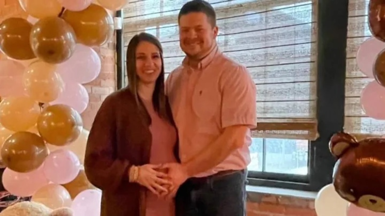 Pregnant Upstate NY teacher dies after being found unresponsive in her classroom [Video]