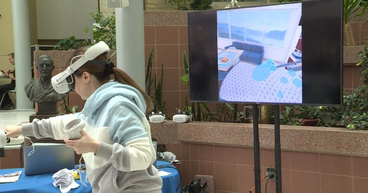 University of Manitoba health sciences students using virtual reality – Winnipeg [Video]