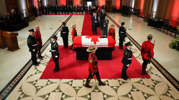As former PM Mulroney lies in state, public tributes in Ottawa begin [Video]