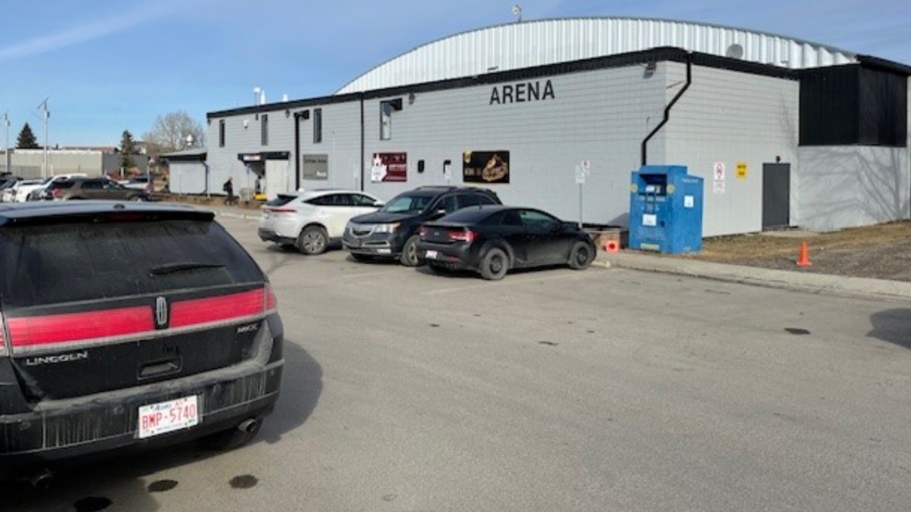Cochrane has eyes on Kraft Hockeyville prize to upgrade arena [Video]