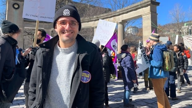 8-week strike ‘the only resort,’ say McGill TAs fed up with wages, working conditions [Video]
