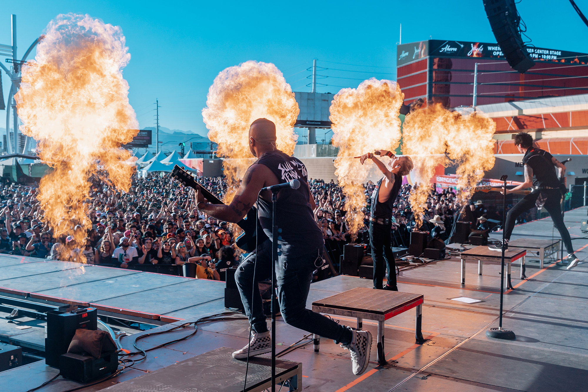 Sum 41 to bring farewell tour tour to Victoria [Video]