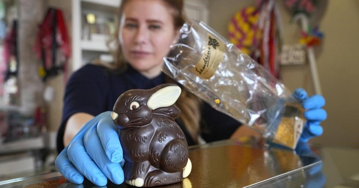 It’s a bittersweet Easter for chocolate lovers and African cocoa farmers but big brands see profits [Video]