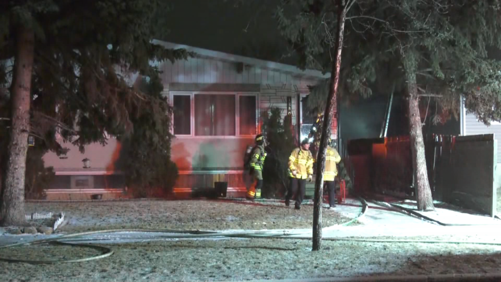 2 Calder homes damaged by fire [Video]