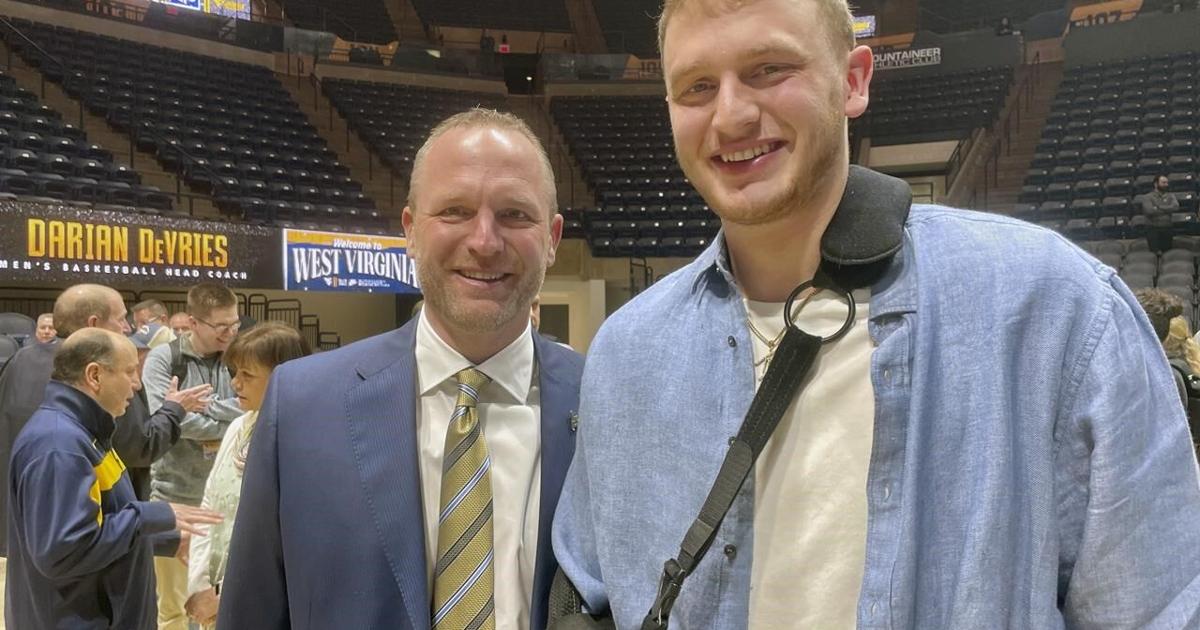 Star guard Tucker DeVries is transferring from Drake to join his dad at West Virginia [Video]