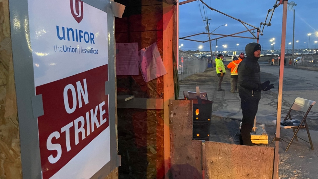 N.S. news: Unifor reaches tentative agreement with CN Autoport [Video]