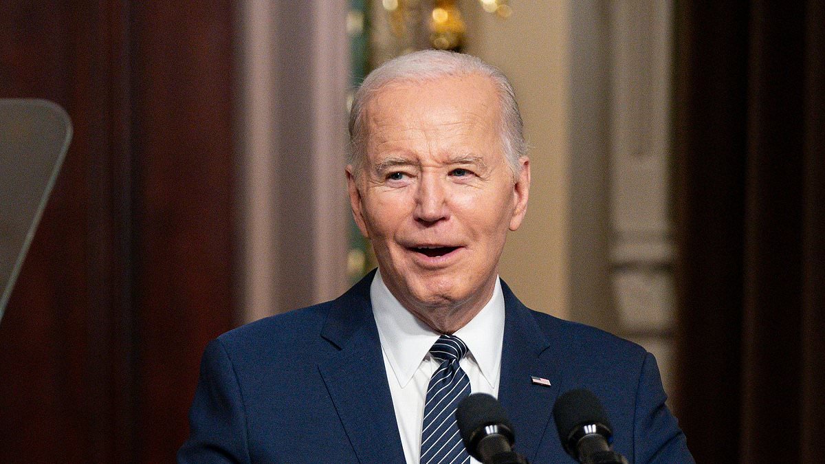 ‘Biden is p***ed’: Furious Joe, 81, prepares for high-stakes first phone call with Netanyahu after strike killed seven aid workers with critics slamming president for being angry ‘in private’ while sending bombs to Israel [Video]