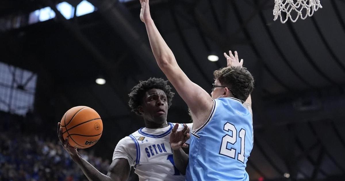 Seton Hall scores final nine points to rally past Indiana State 79-77 to win NIT championship [Video]