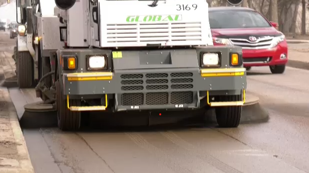 Saskatoon launches early street sweeping as spring takes hold [Video]