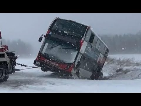 Ontario storm: Ottawa hit with spring snow [Video]