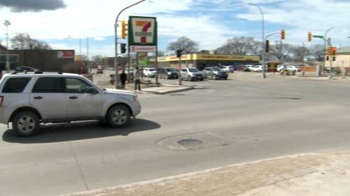 Winnipeg man hospitalized after shooting during gun sale gone awry [Video]