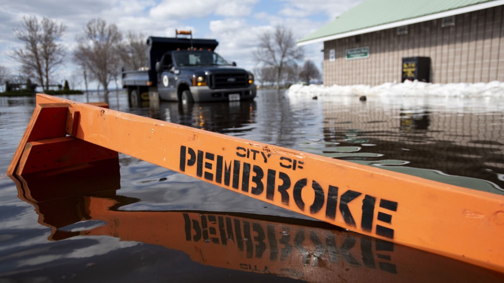 Spring flooding: Flood watch in effect in Pembroke, Ont. [Video]