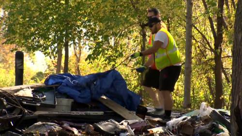 New proposal could see city partner with community outreach to assist in encampment cleanups [Video]