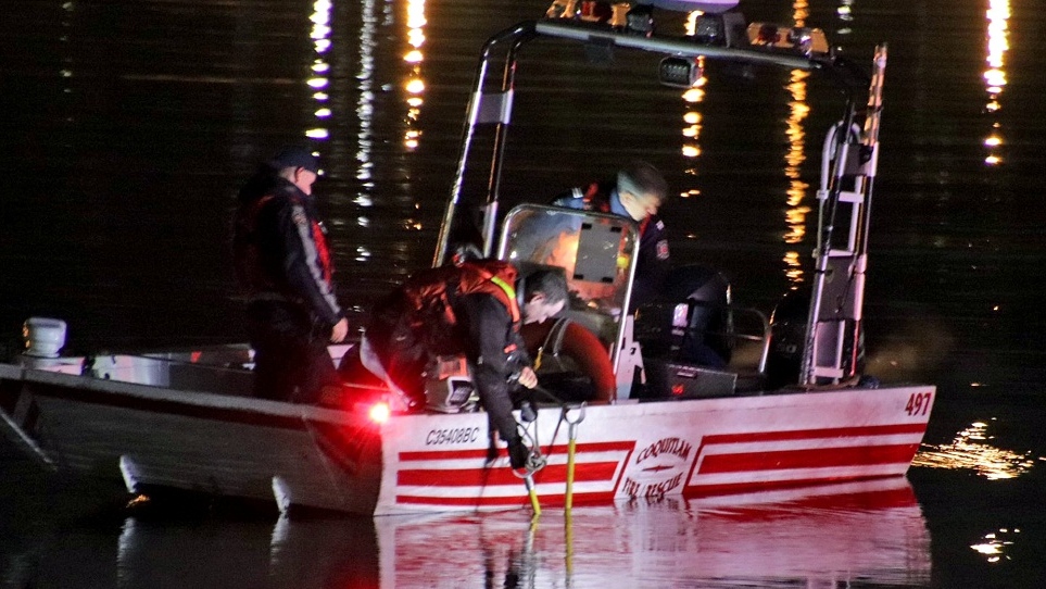 Coquitlam RCMP say ‘multiple’ vehicles discovered in Fraser River [Video]