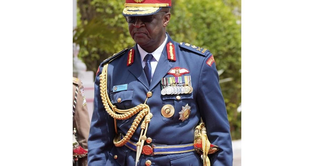 Kenyas military chief dies in a helicopter crash [Video]