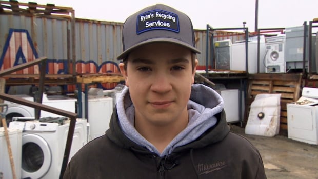 At just 15 years old, this entrepreneur owns a scrapyard in one of N.L.’s busiest industrial parks [Video]