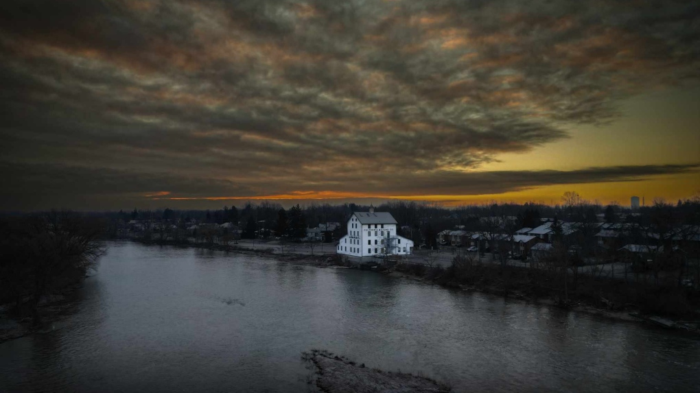 Port Dover man captures beauty of rural Southern Ont. by drone [Video]