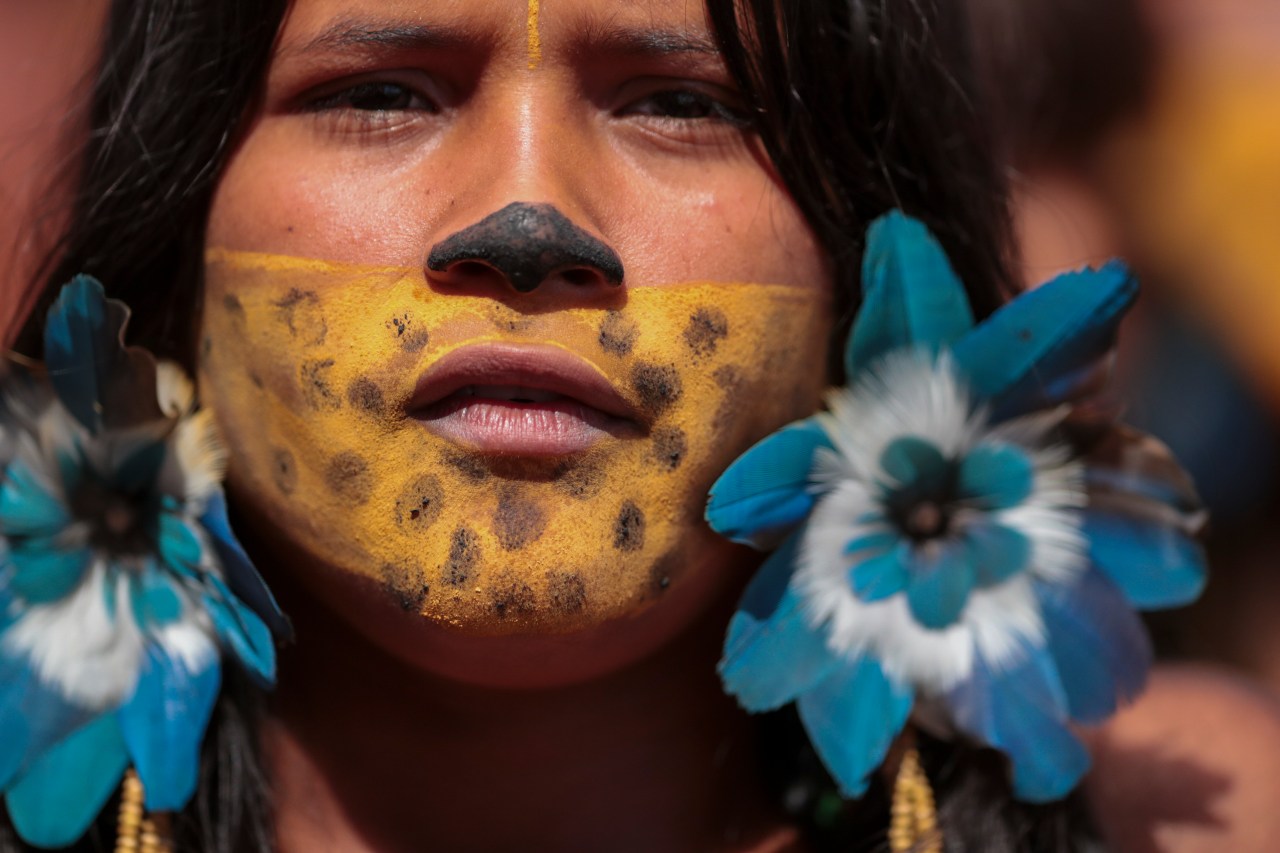 Indigenous groups gathering in Brazils capital to protest presidents land grant decisions | KLRT [Video]