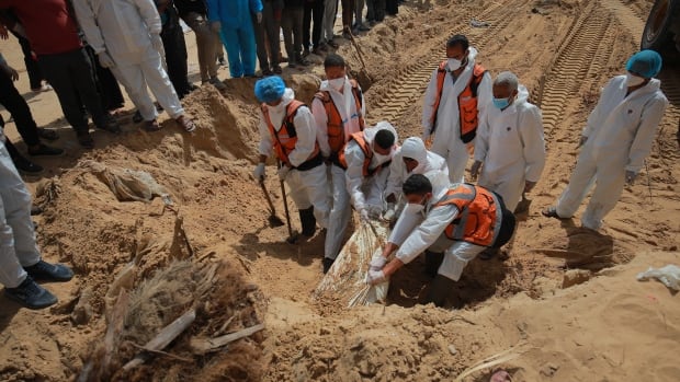 UN rights chief calls for independent investigation as more bodies recovered from Gaza mass graves [Video]