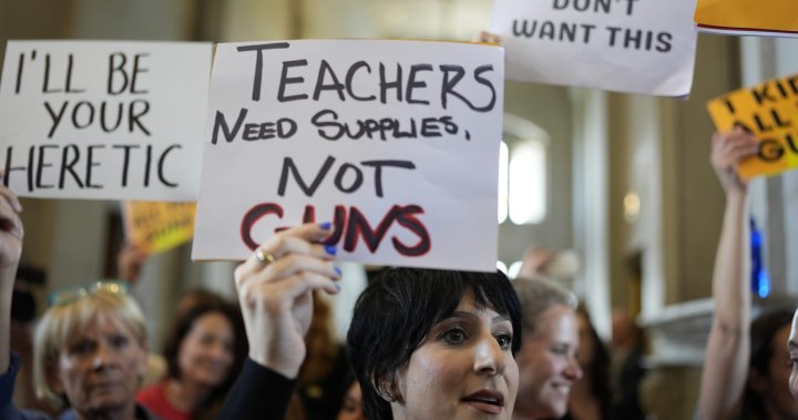 Tennessee lawmakers pass bill allowing armed teachers, angering protesters – National [Video]
