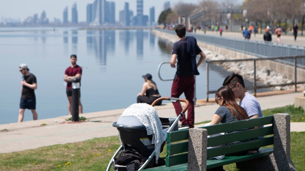 Warmer weather on the horizon for Toronto this weekend [Video]
