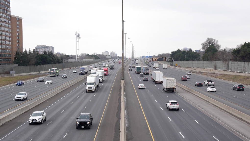Speed limits to increase on Highway 401, 403 [Video]