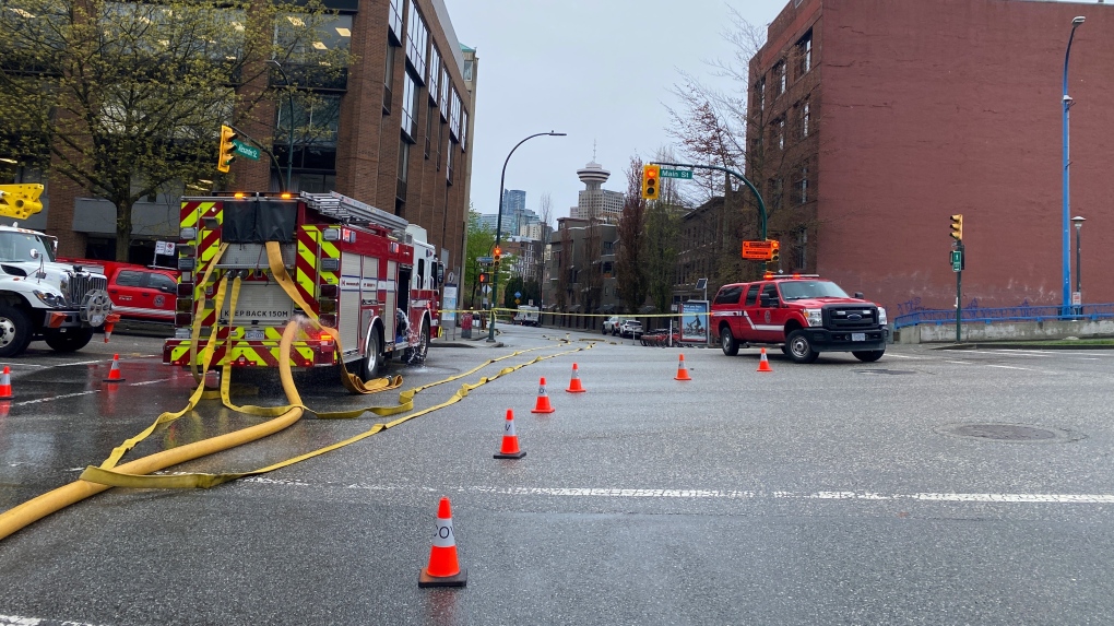 Reports of possible gas leak leads to building evacuations in Vancouver [Video]