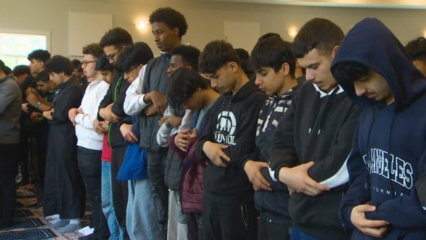 Shock and grief as mourners gather to remember 16-year-old homicide victim in Halifax [Video]