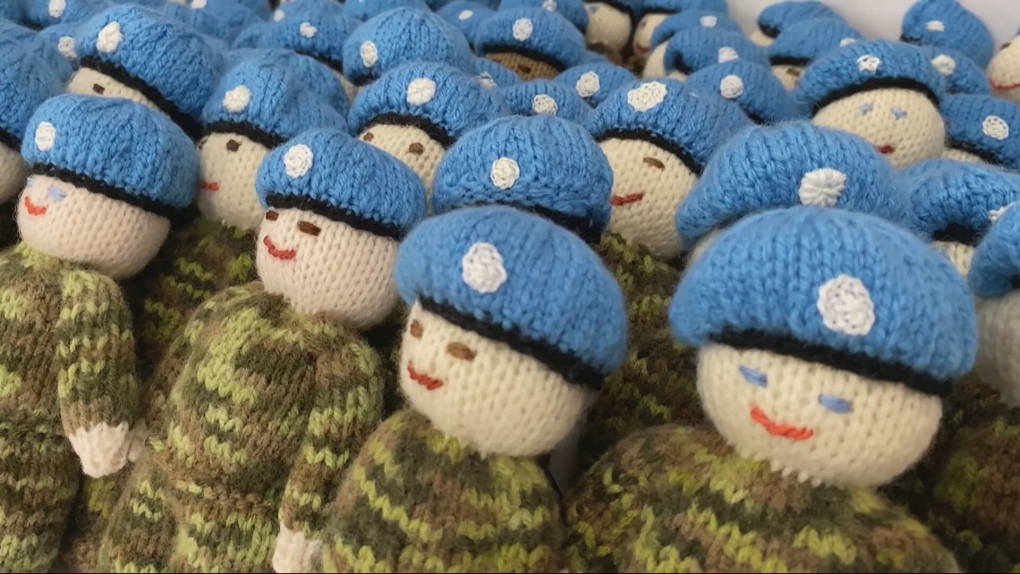 Izzy Dolls: Perth, Ont. knitters make 80 peacekeeper ‘Izzy Dolls’ for D-Day anniversary [Video]