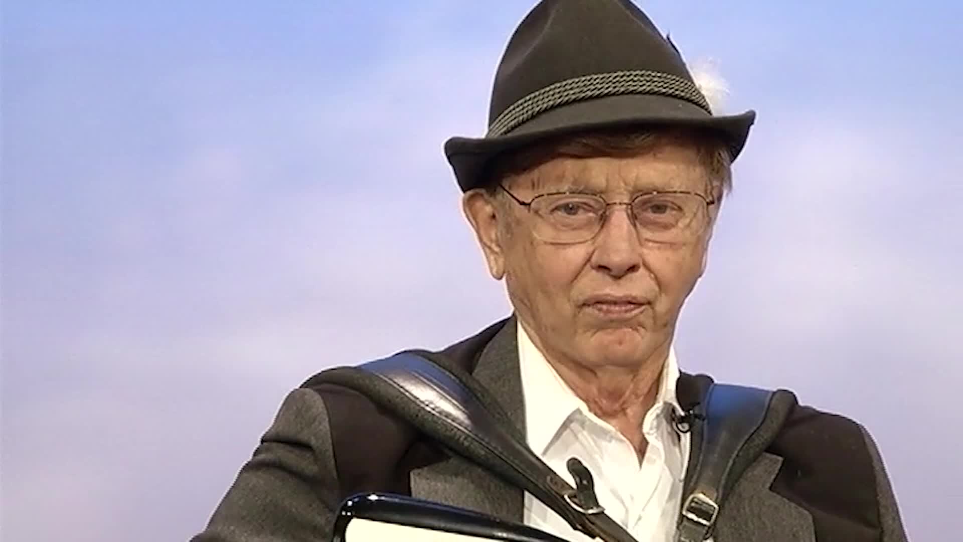 Florian Chmielewski, Minnesota icon of polka, politics, dies at 97 [Video]