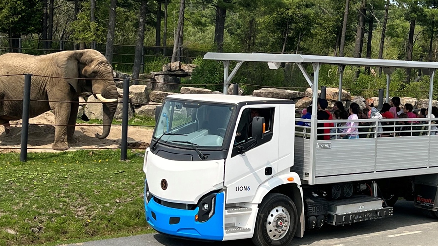 Parc Safari is going car-free, will transport visitors on electric trucks [Video]