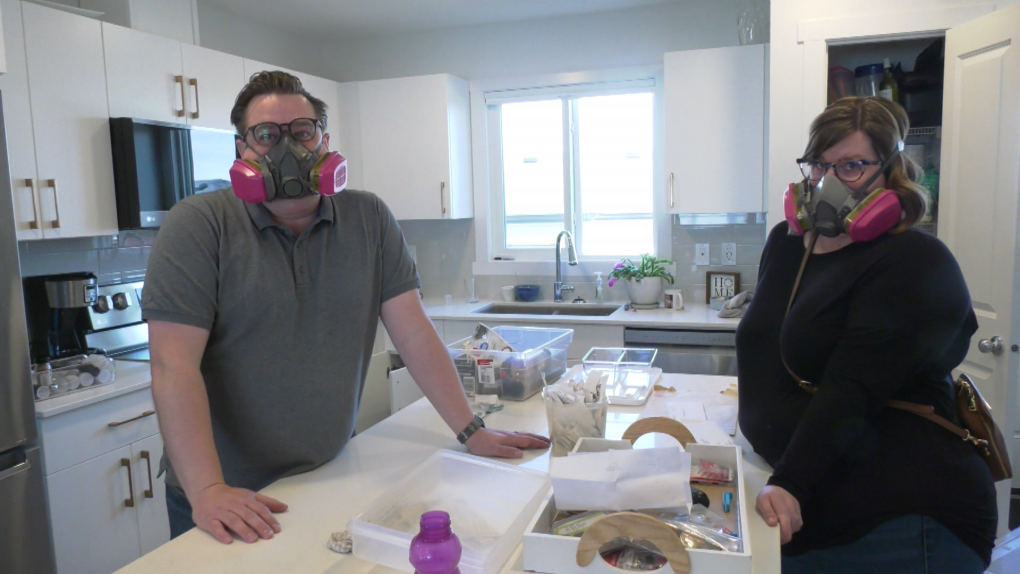 Sherwood Park family says air quality in new house is unsafe [Video]