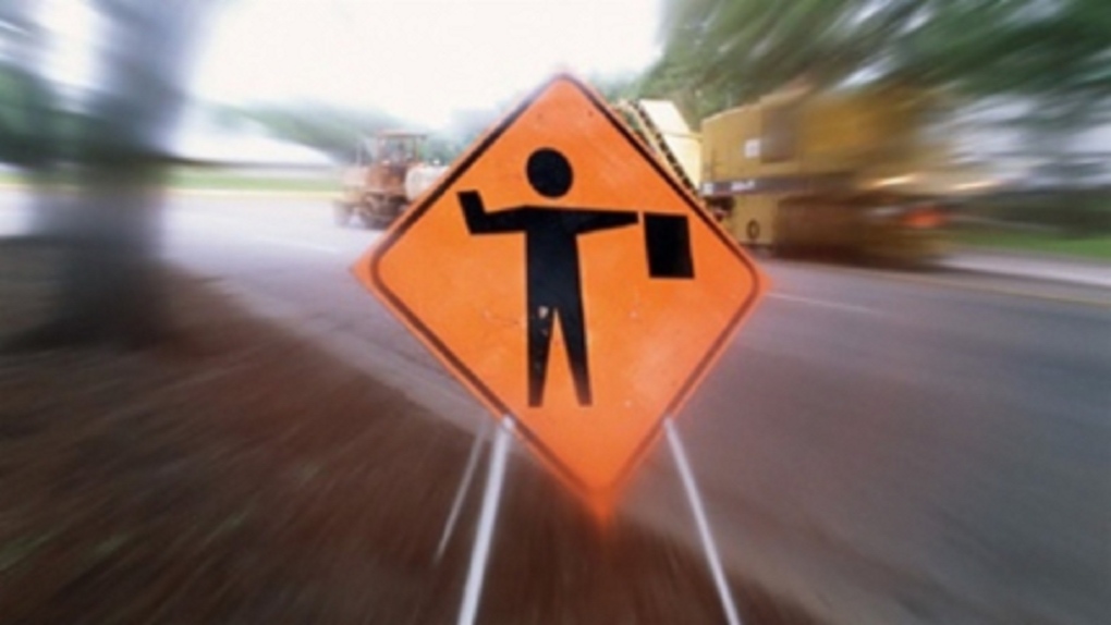 Construction lane restrictions on Riverside, Seminole and Ouellette [Video]