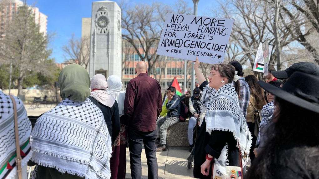 Saskatoon Indigenous and Palestinian communities gather in collective prayer for Gaza [Video]