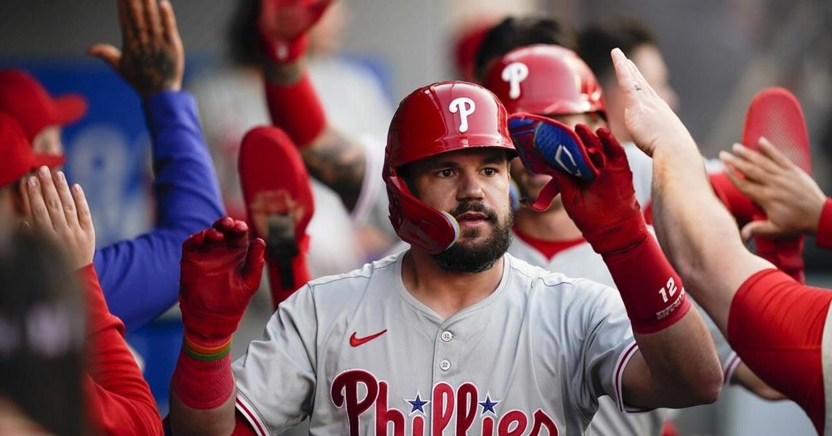 Rojas and Castellanos homer in the 9th, leading the Phillies to a 7-5 comeback win over the Angels [Video]