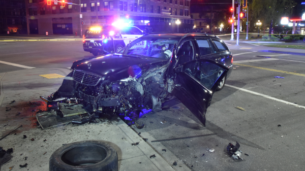 Victoria crash sends driver to hospital with serious injuries [Video]
