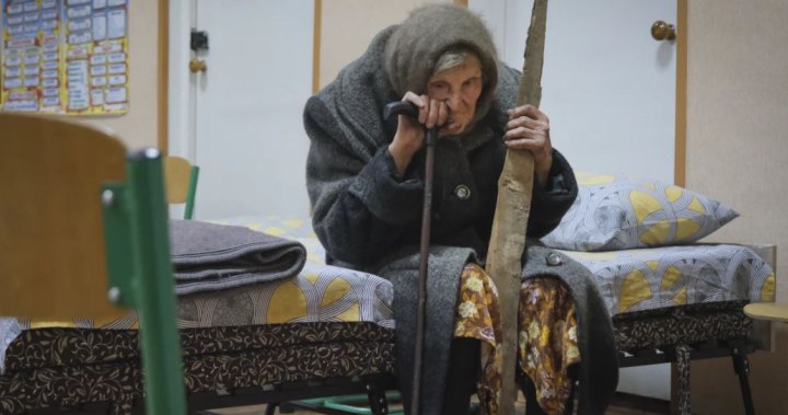 Ukrainian woman, 98, walks 10 km in slippers to flee Russian bombing – National [Video]