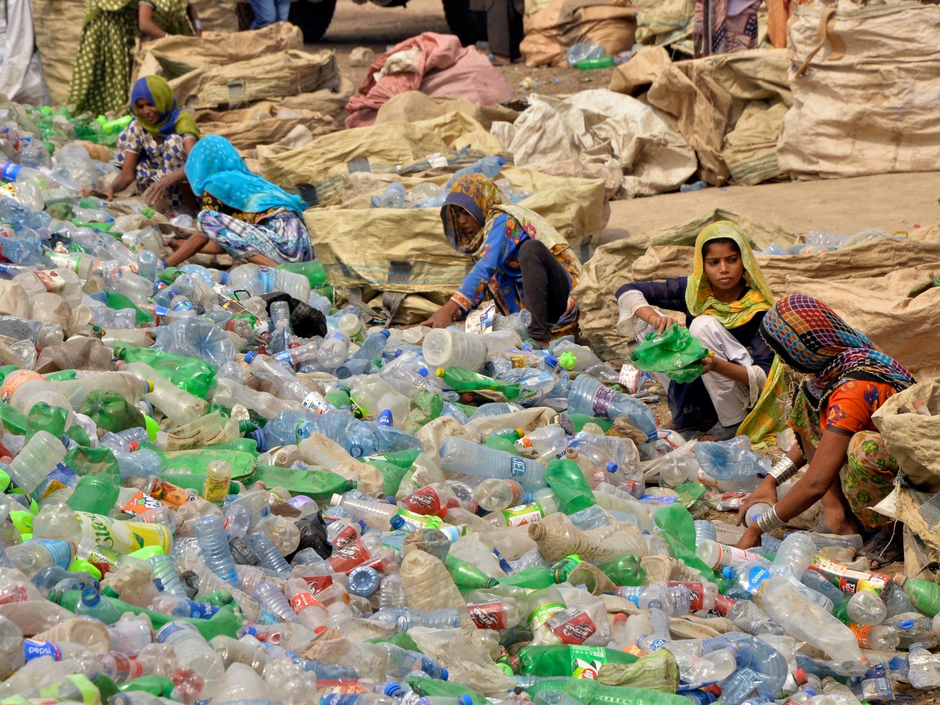 Invisible plastic: Why banning plastic bags will never be enough | Environment News [Video]