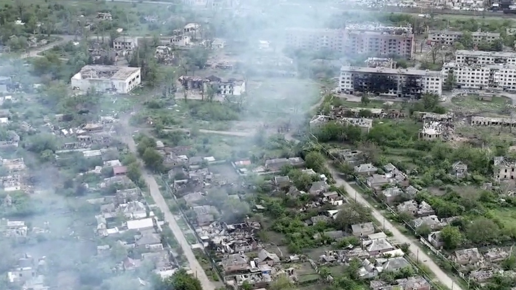 Ukrainian village in ruins as residents flee Russian advance, drones show [Video]